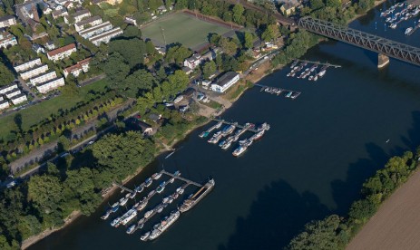 Hafen der Sohlbach Werft